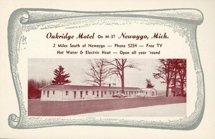 Oakridge Motel (Cronks) - Old Postcard (newer photo)